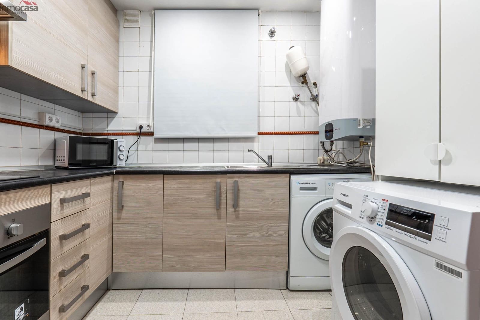 Appartement de 3 chambres à louer à Grenade ville - 1 000 € (Ref: 8579866)