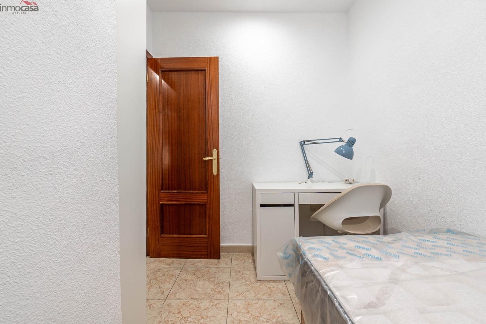 Appartement de 3 chambres à louer à Grenade ville - 1 000 € (Ref: 8579866)