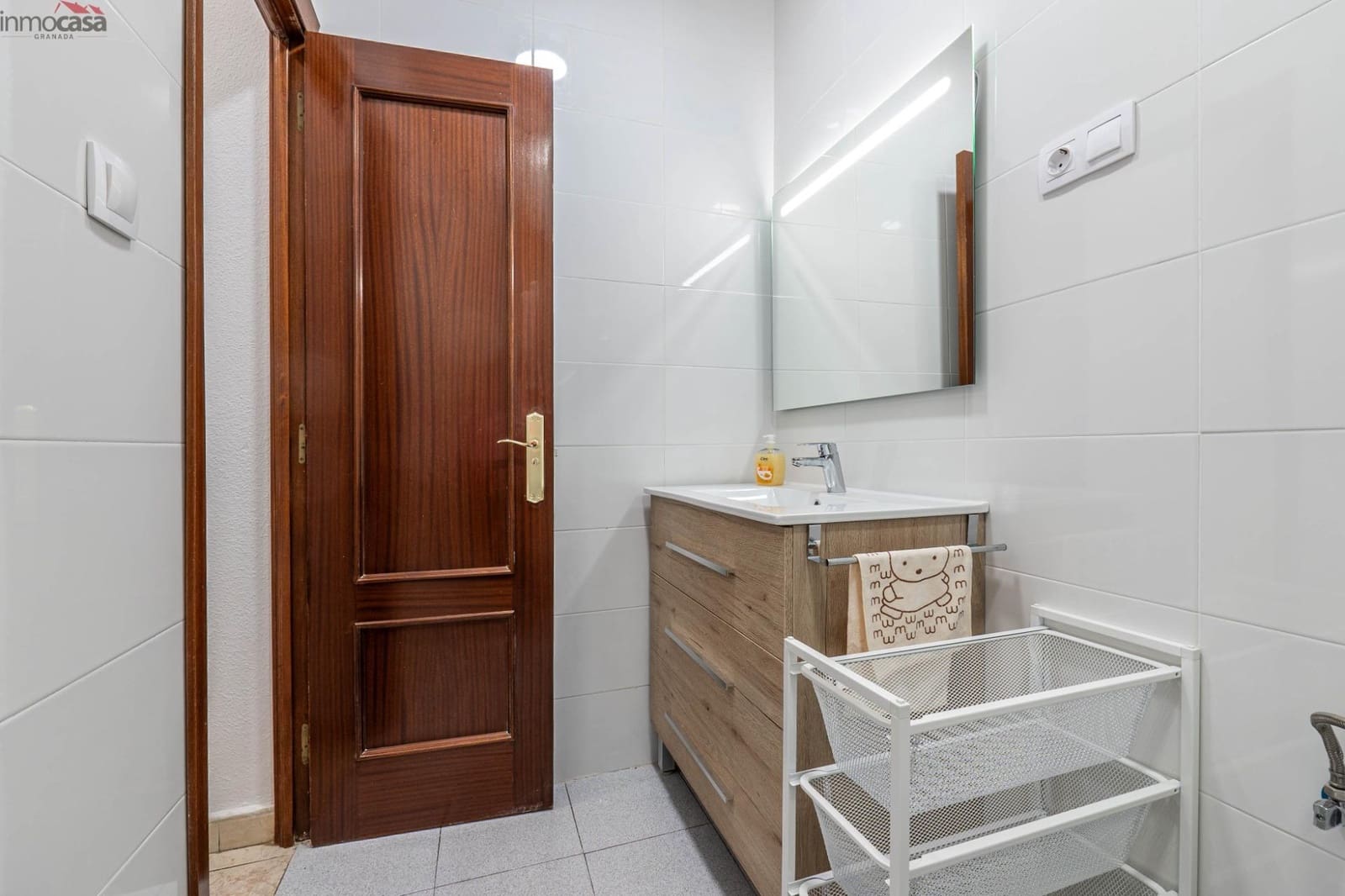 Appartement de 3 chambres à louer à Grenade ville - 1 000 € (Ref: 8579866)