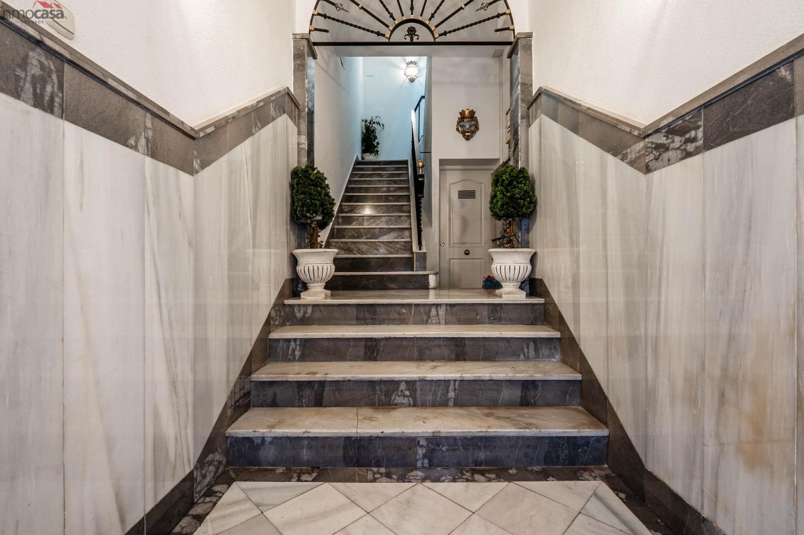 Appartement de 3 chambres à louer à Grenade ville - 1 000 € (Ref: 8579866)