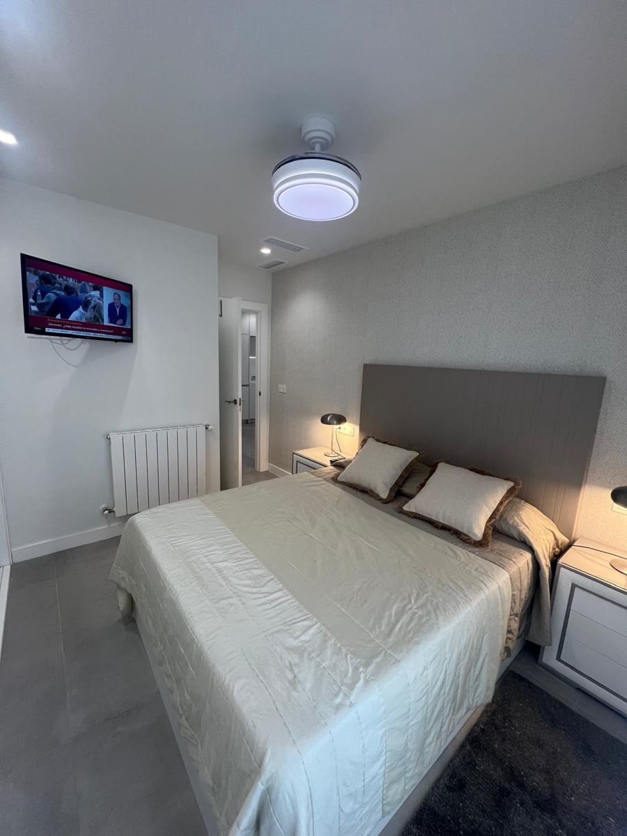 1 camera da letto Appartamento da affittare in Granada citta - 1.300 € (Rif: 8599711)