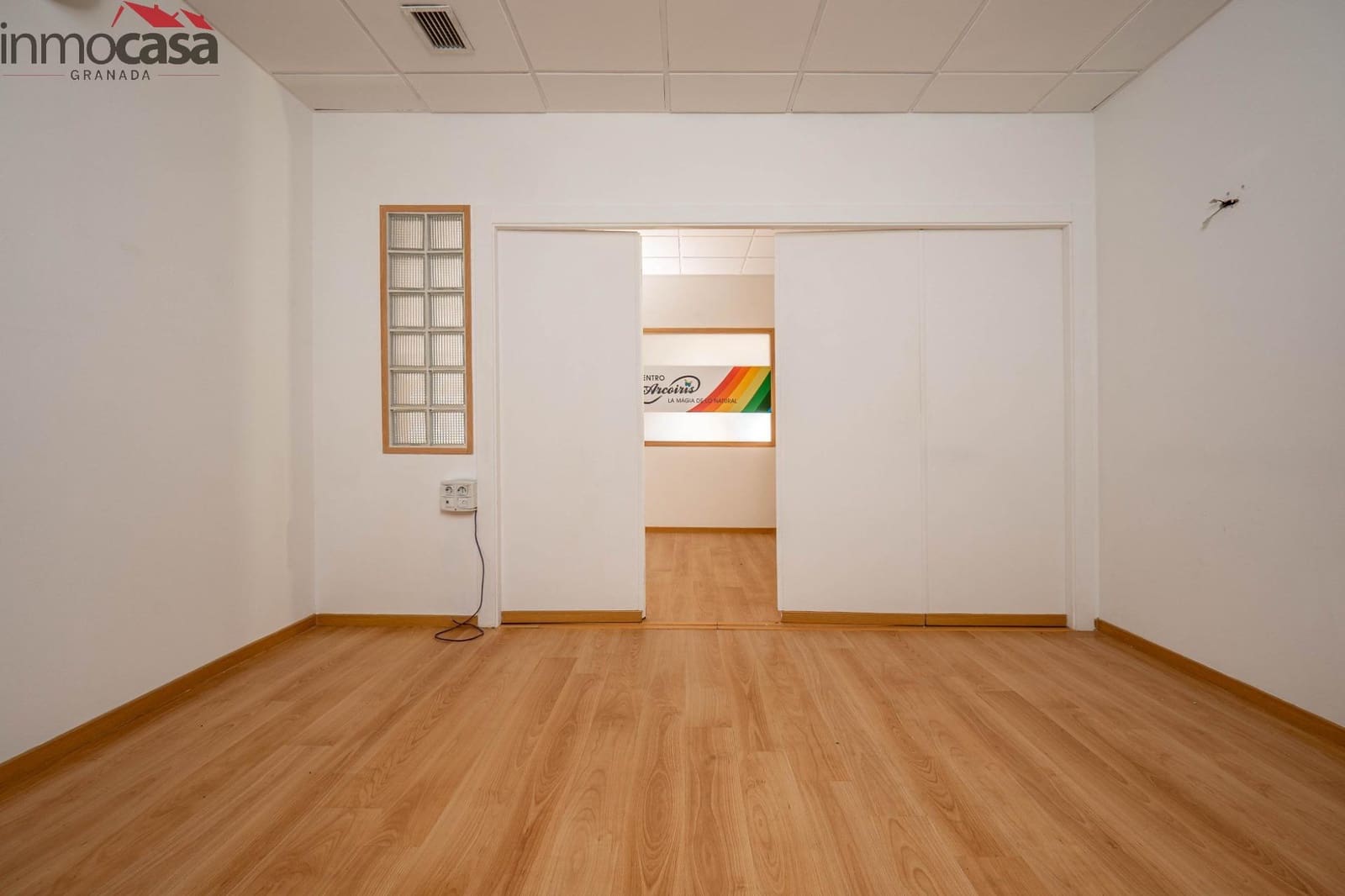 Kommersiell till salu i Granada stad - 234 000 € (Ref: 8623936)