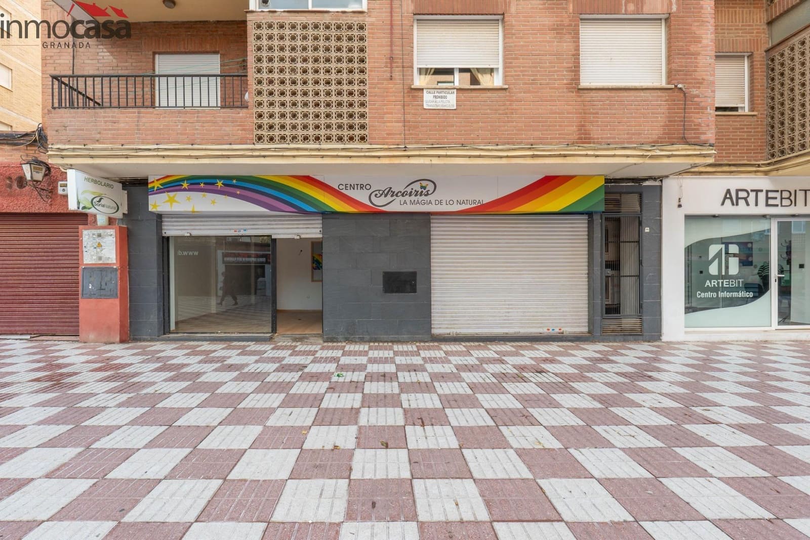 Kommersiell till salu i Granada stad - 234 000 € (Ref: 8623936)