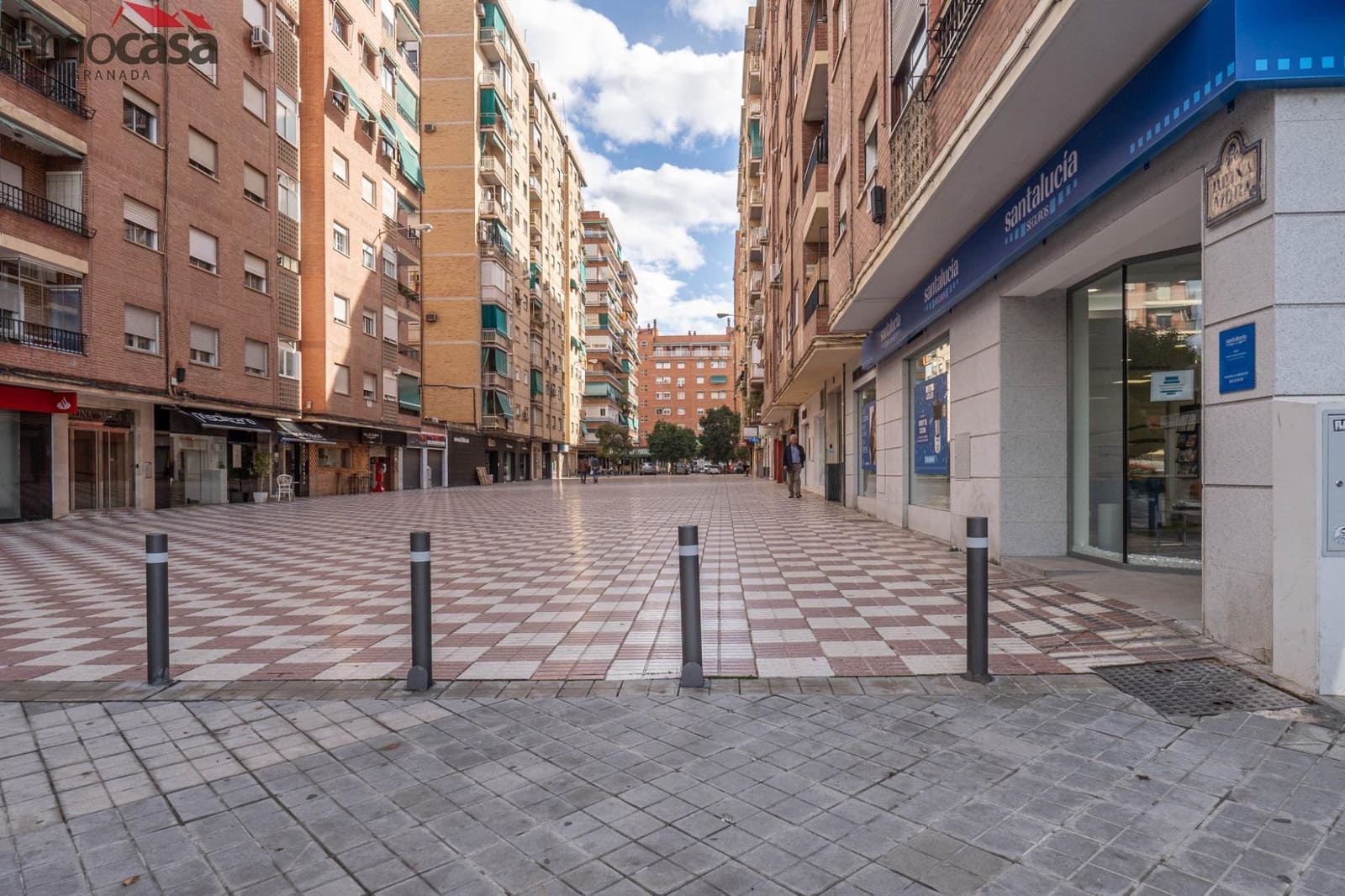 Kommersiell till salu i Granada stad - 234 000 € (Ref: 8623936)