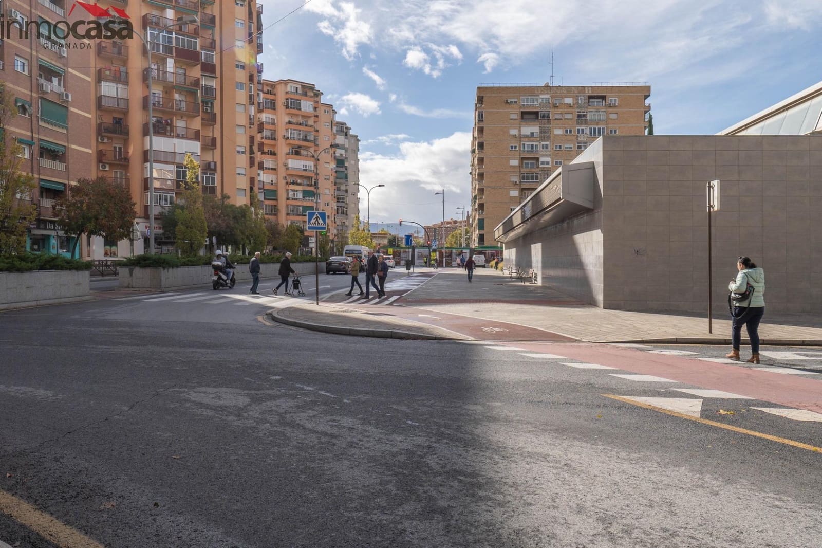 Kommersiell till salu i Granada stad - 234 000 € (Ref: 8623936)