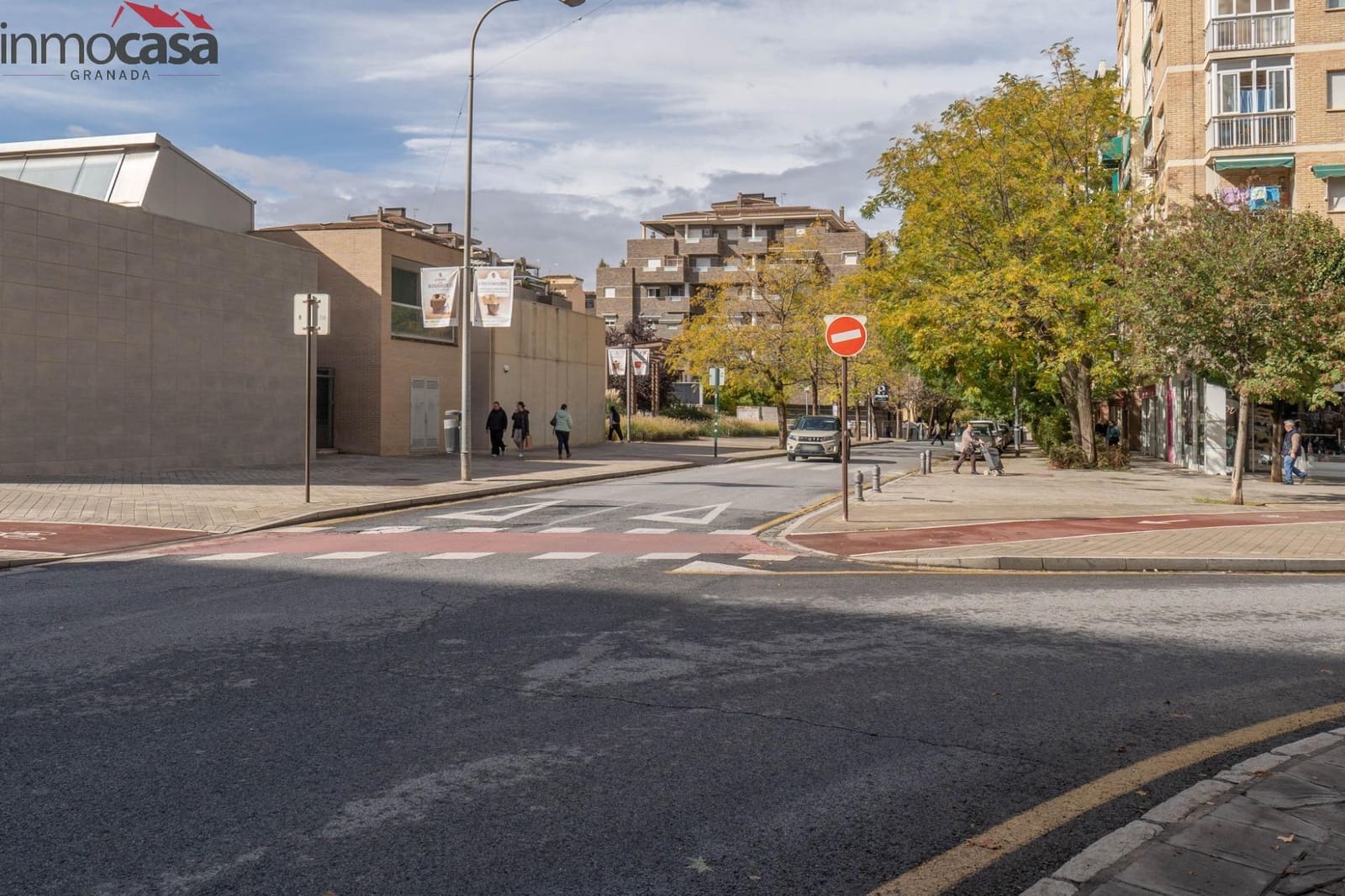 Kommersiell till salu i Granada stad - 234 000 € (Ref: 8623936)