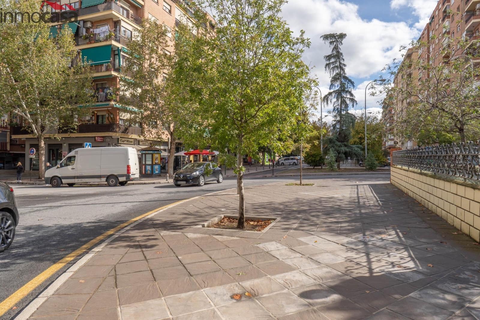 Kommersiell till salu i Granada stad - 234 000 € (Ref: 8623936)