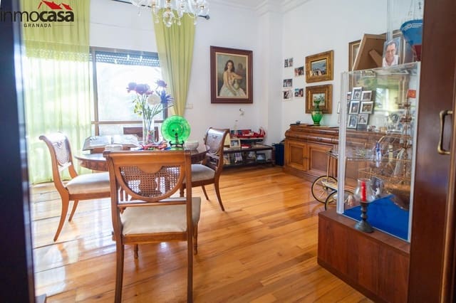 3 slaapkamer Flat te koop in Isla Cristina - € 230.000 (Ref: 8698385)