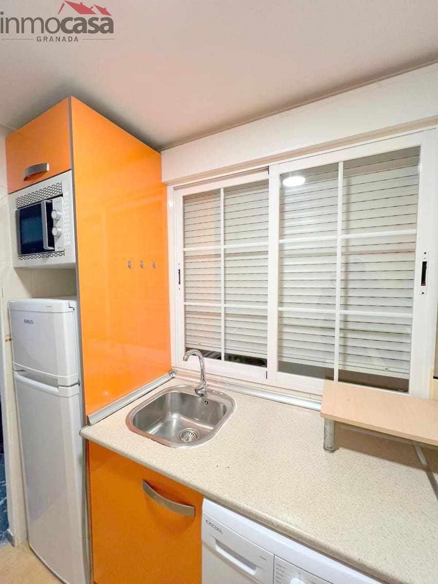 2 soveværelse Lejlighed til leje i Armilla - € 650 (Ref: 8727973)