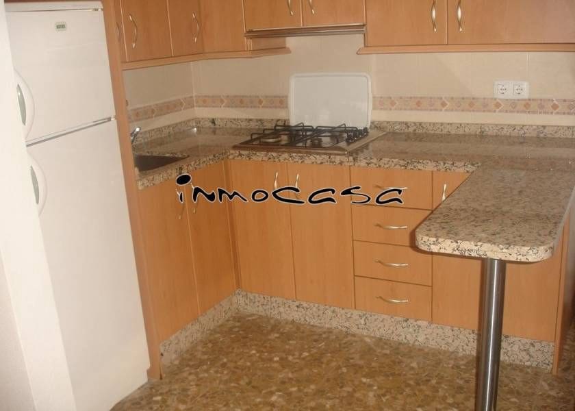 1 quarto Penthouse para arrendar em Churriana de la Vega - 400 € (Ref: 8752676)