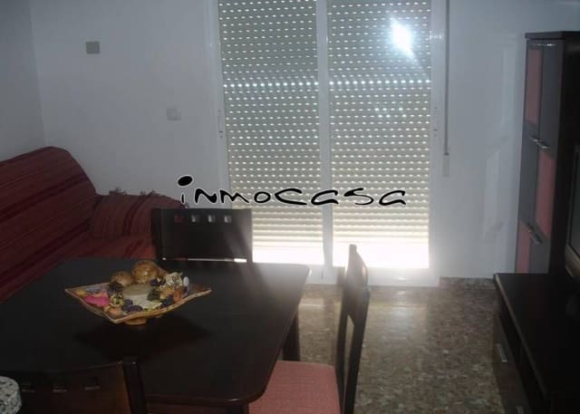 1 quarto Penthouse para arrendar em Churriana de la Vega - 400 € (Ref: 8752676)