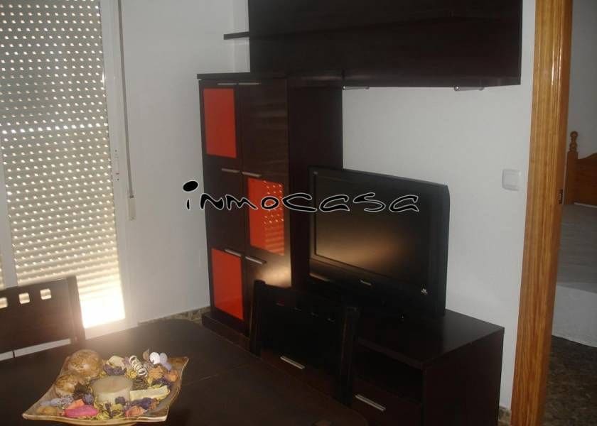 1 quarto Penthouse para arrendar em Churriana de la Vega - 400 € (Ref: 8752676)