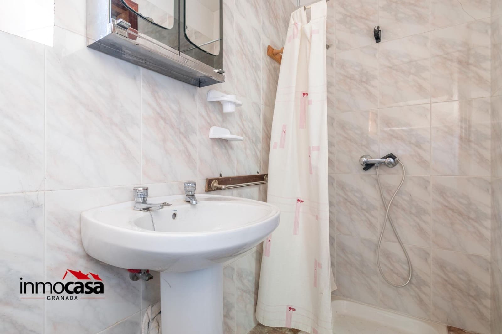 5 soveværelse Lejlighed til salg i Fornes med garage - € 125.000 (Ref: 8781662)