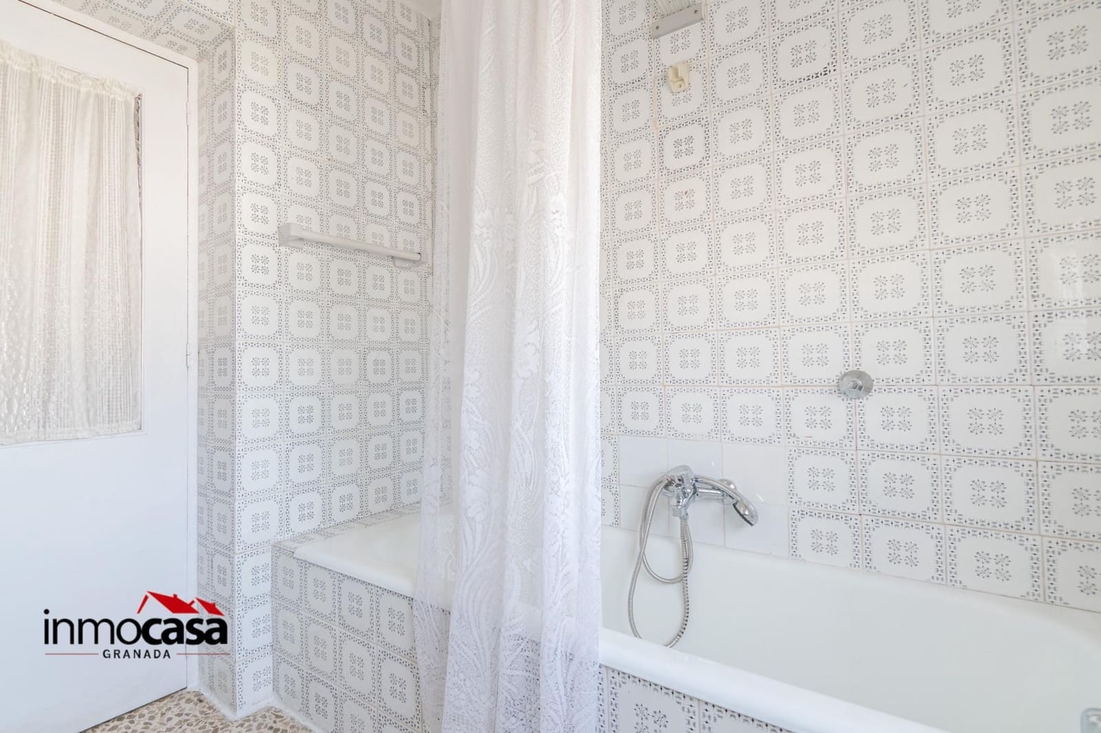 5 soveværelse Lejlighed til salg i Fornes med garage - € 125.000 (Ref: 8781662)