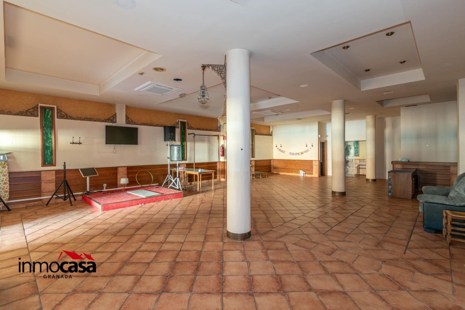 Biznes do wynajęcia w Ogijares - 2 000 € (Ref: 8816031)