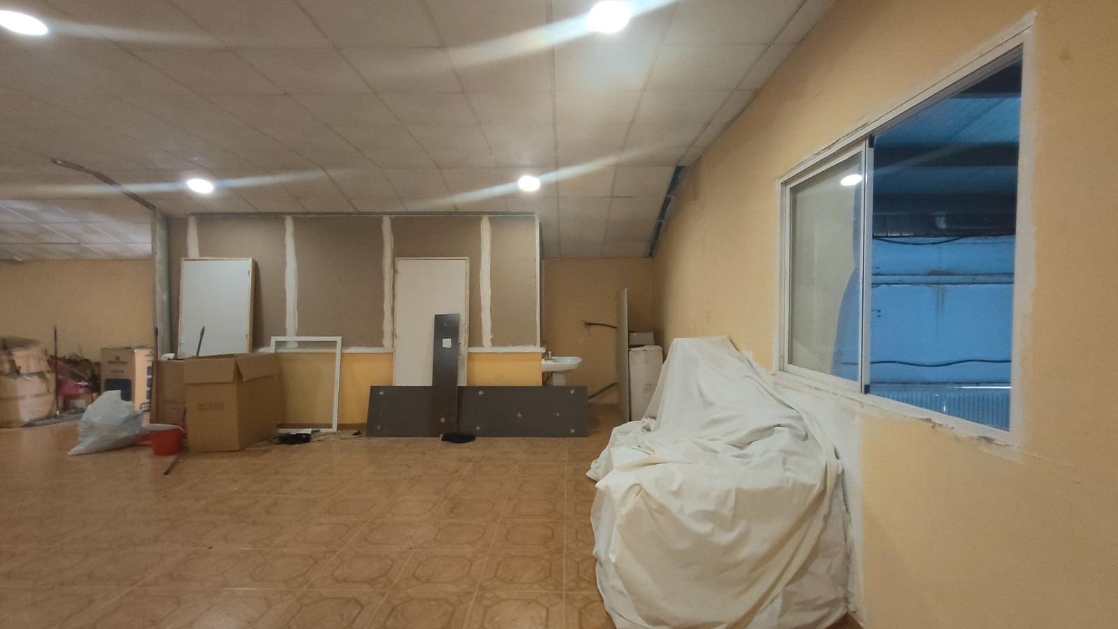 Biznes na sprzedaż w Ogijares z garażem - 470 000 € (Ref: 8836895)