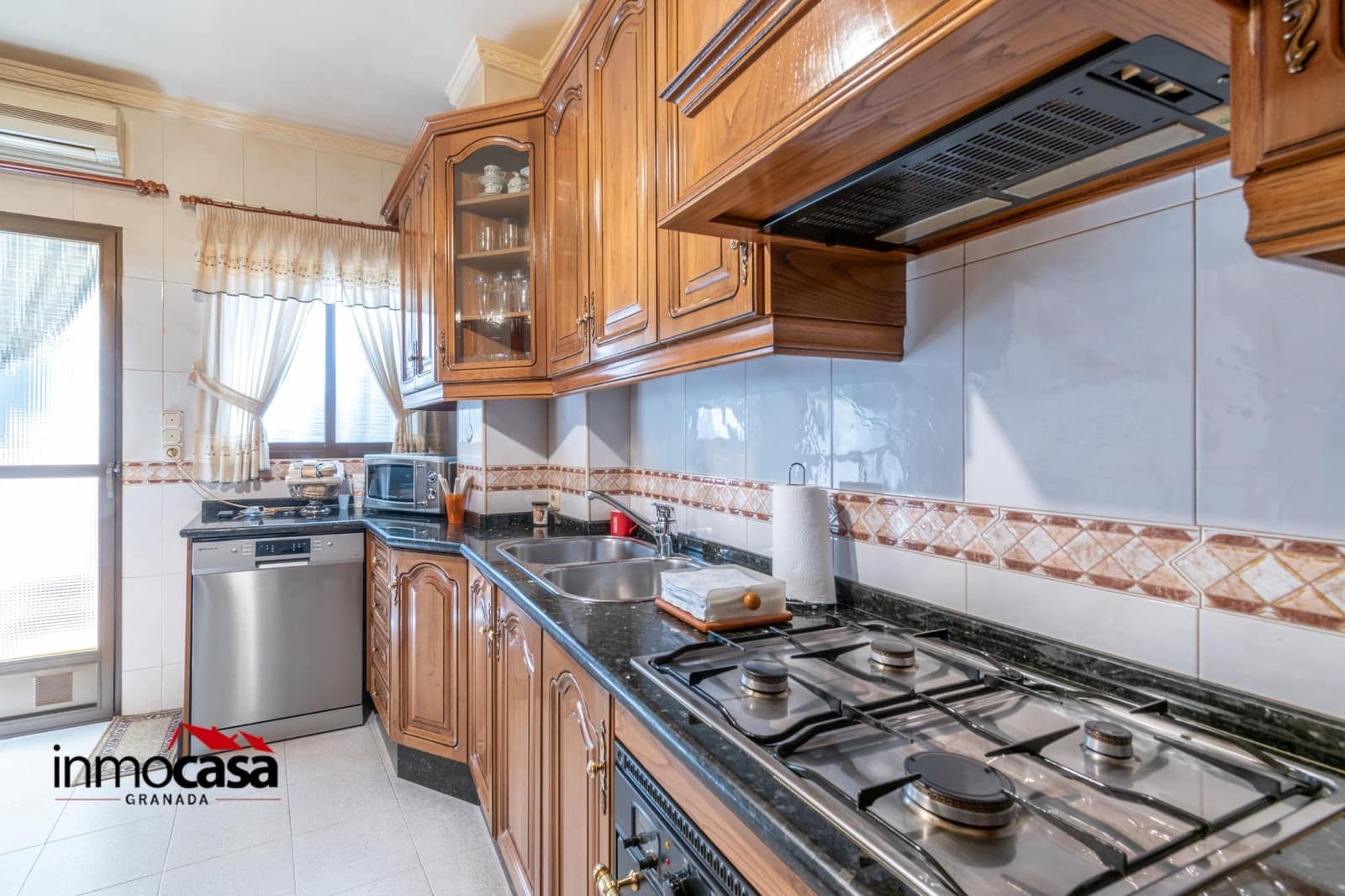 5 soveværelse Rækkehus til salg i Loja - € 125.000 (Ref: 8921283)