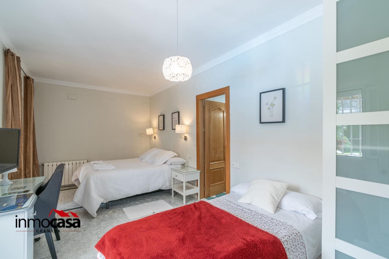 9 soveværelse Villa til salg i La Zubia med swimmingpool - € 799.000 (Ref: 8921285)