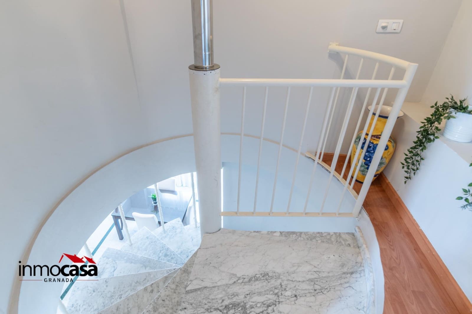 9 soveværelse Villa til salg i La Zubia med swimmingpool - € 799.000 (Ref: 8921285)