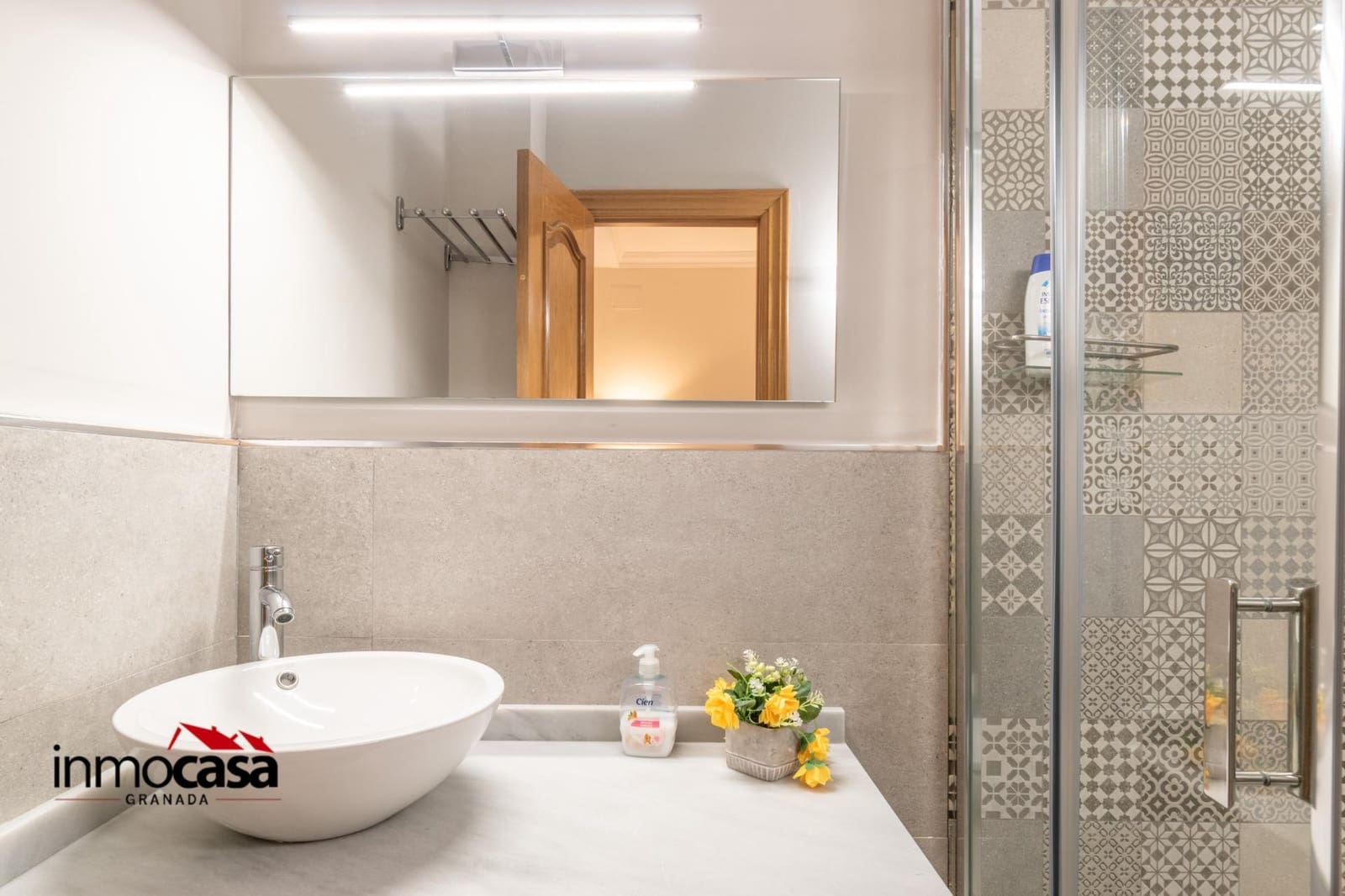 9 soveværelse Villa til salg i La Zubia med swimmingpool - € 799.000 (Ref: 8921285)