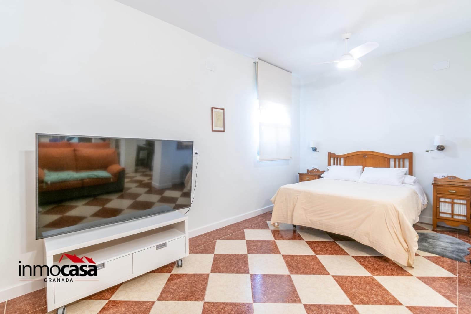 9 soveværelse Villa til salg i La Zubia med swimmingpool - € 799.000 (Ref: 8921285)