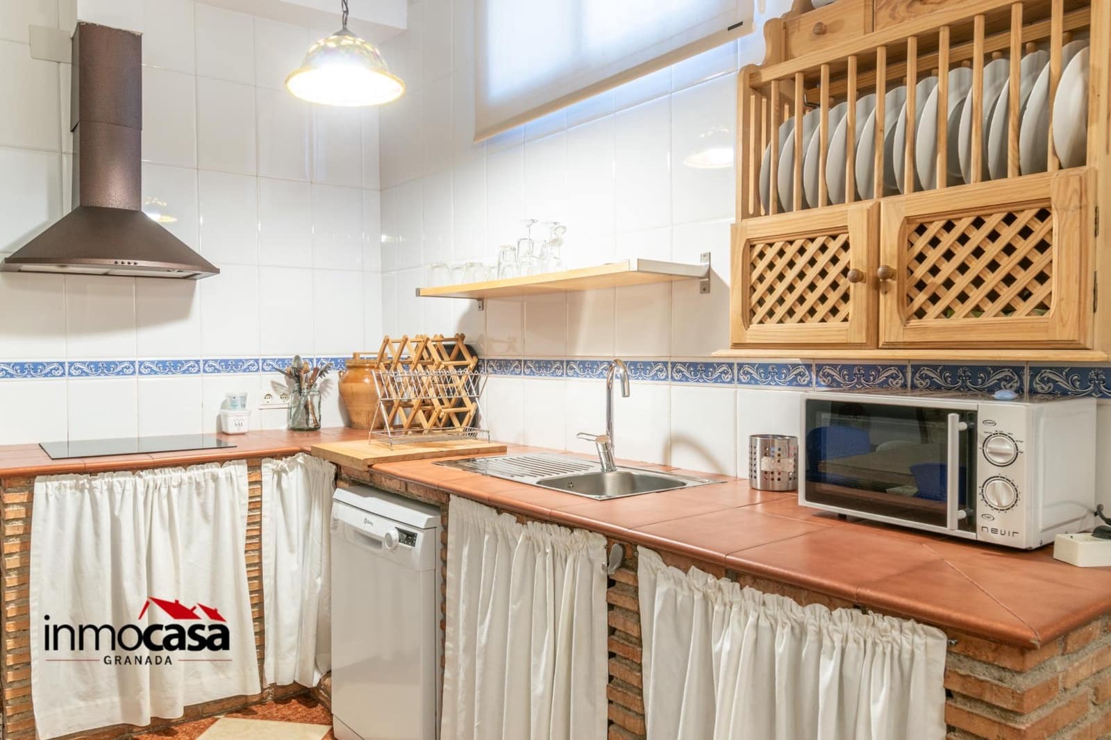 9 soveværelse Villa til salg i La Zubia med swimmingpool - € 799.000 (Ref: 8921285)