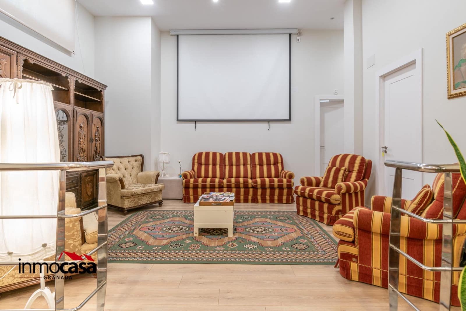 9 soveværelse Villa til salg i La Zubia med swimmingpool - € 799.000 (Ref: 8921285)