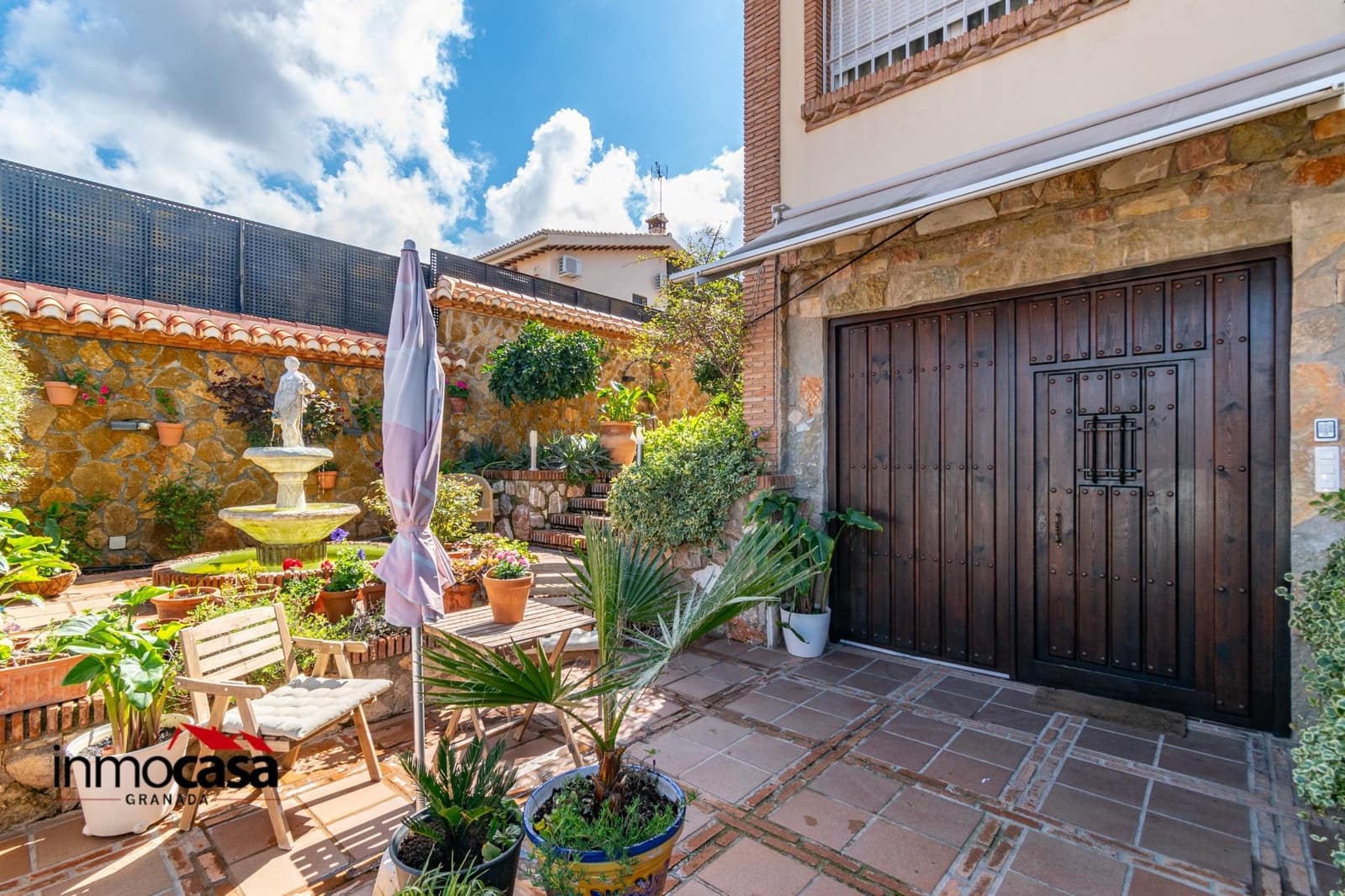 9 soveværelse Villa til salg i La Zubia med swimmingpool - € 799.000 (Ref: 8921285)