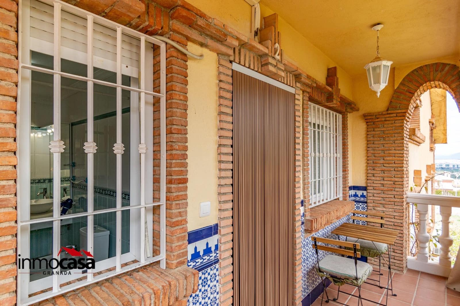 9 soveværelse Villa til salg i La Zubia med swimmingpool - € 799.000 (Ref: 8921285)