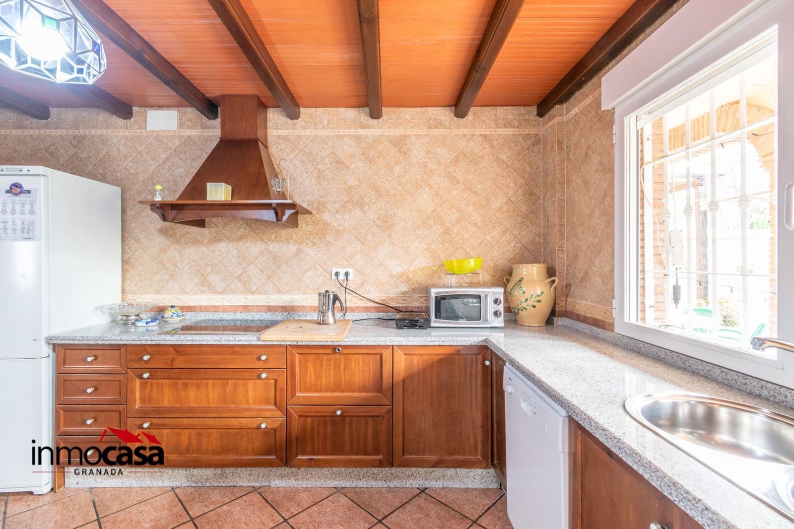 9 soveværelse Villa til salg i La Zubia med swimmingpool - € 799.000 (Ref: 8921285)