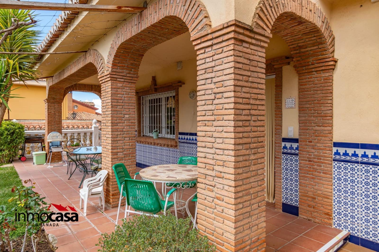 9 soveværelse Villa til salg i La Zubia med swimmingpool - € 799.000 (Ref: 8921285)