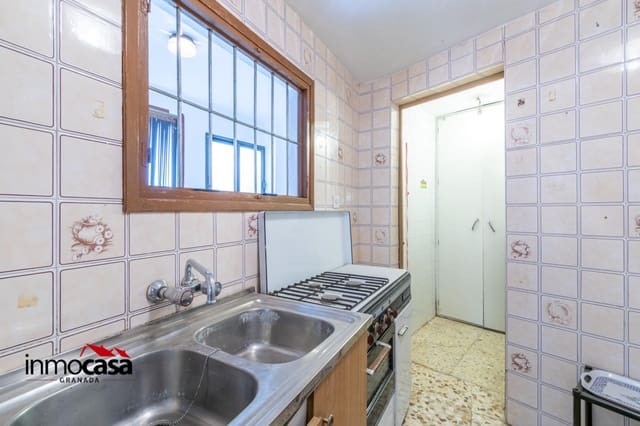3 chambre Villa/Maison Mitoyenne à vendre à Montefrío - 40 000 € (Ref: 8926303)