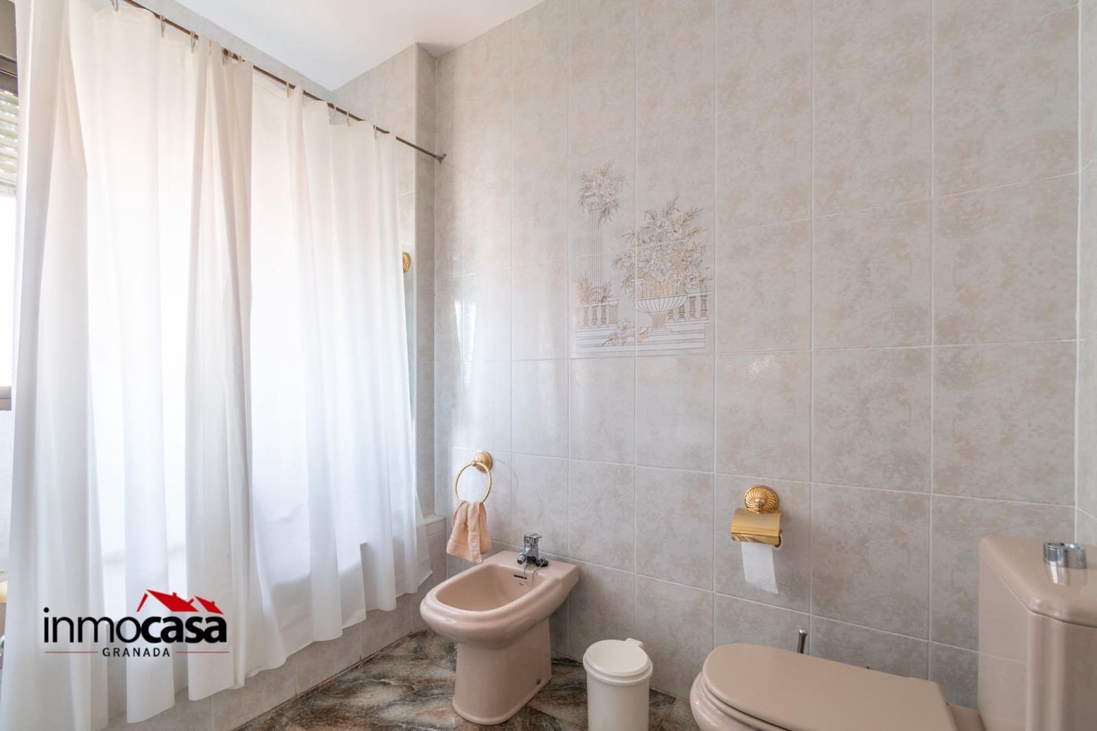 4 soveværelse Villa til salg i Gojar med swimmingpool - € 350.000 (Ref: 8926304)