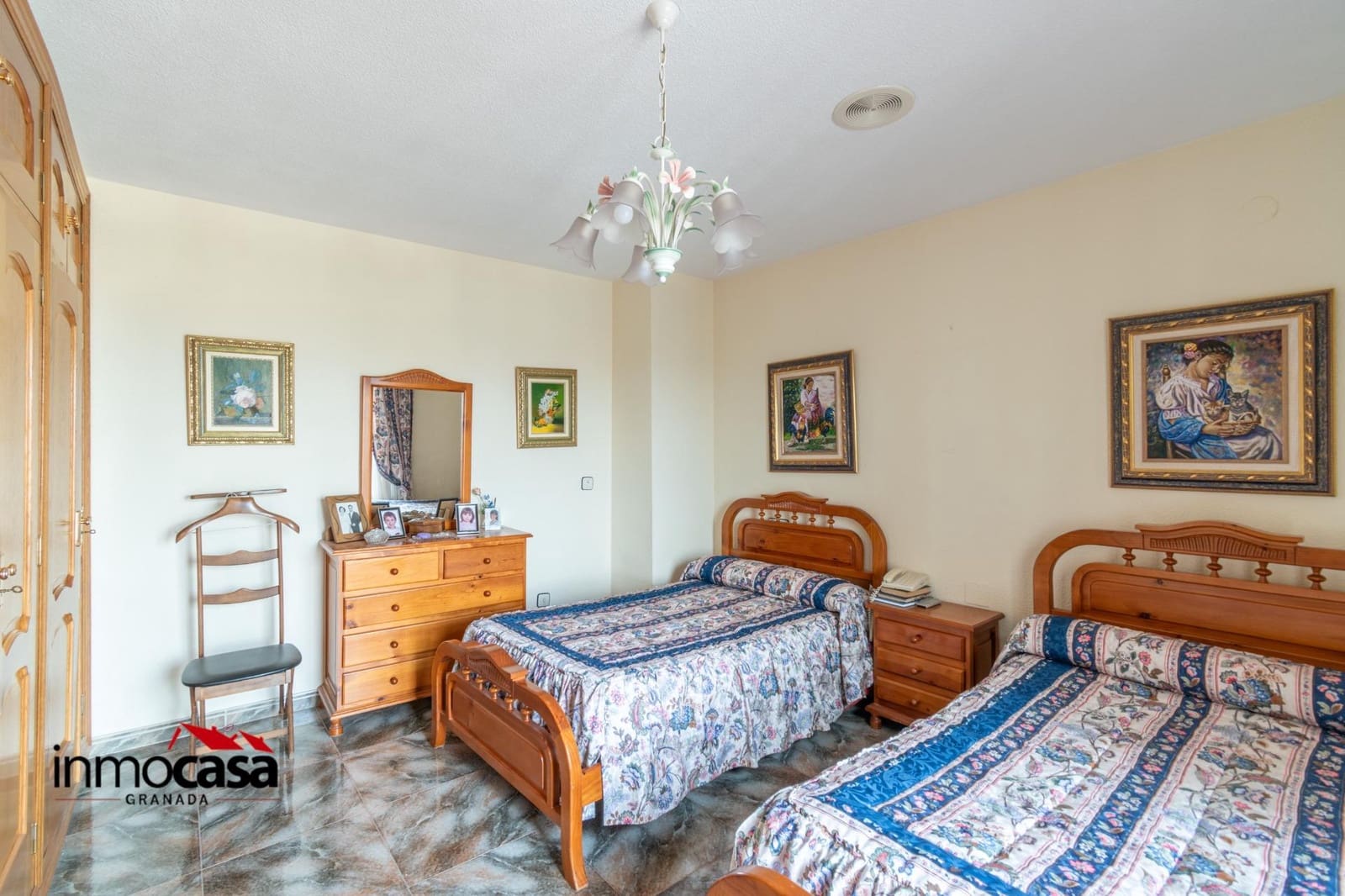 4 soveværelse Villa til salg i Gojar med swimmingpool - € 350.000 (Ref: 8926304)