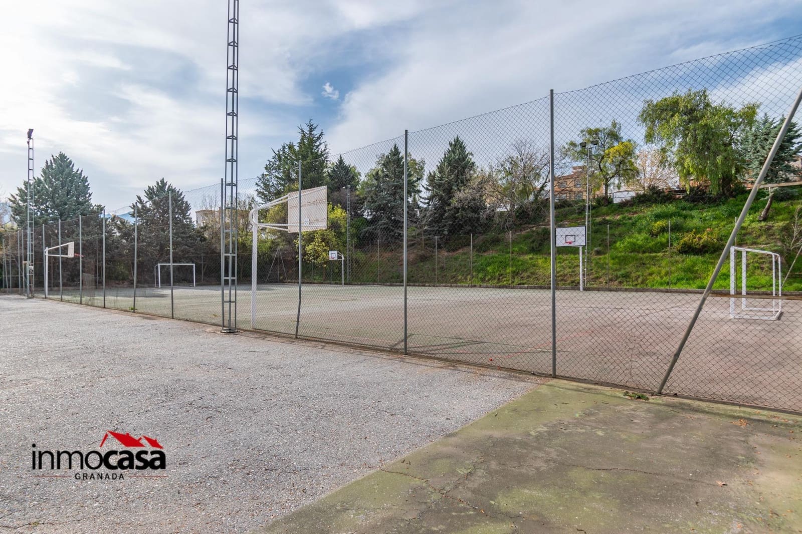 4 soveværelse Villa til salg i Gojar med swimmingpool - € 350.000 (Ref: 8926304)