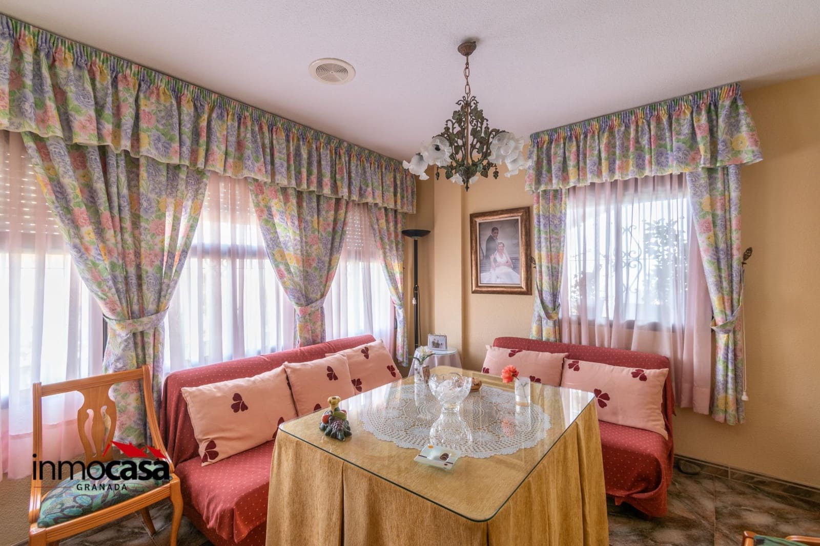 4 bedroom Villa for sale in Gojar with pool - € 320,000 (Ref: 8926304)