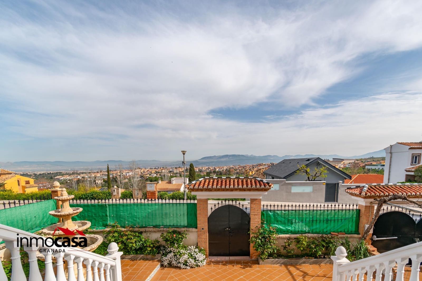 4 bedroom Villa for sale in Gojar with pool - € 320,000 (Ref: 8926304)