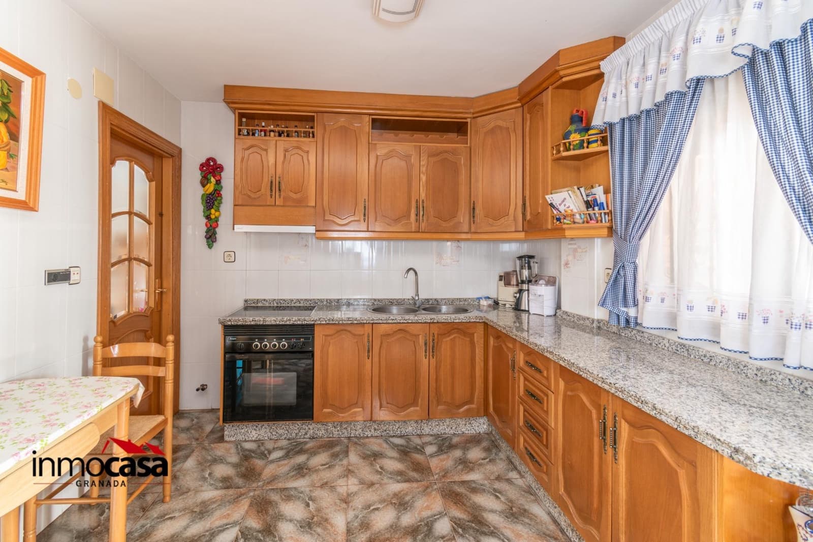 4 bedroom Villa for sale in Gojar with pool - € 320,000 (Ref: 8926304)