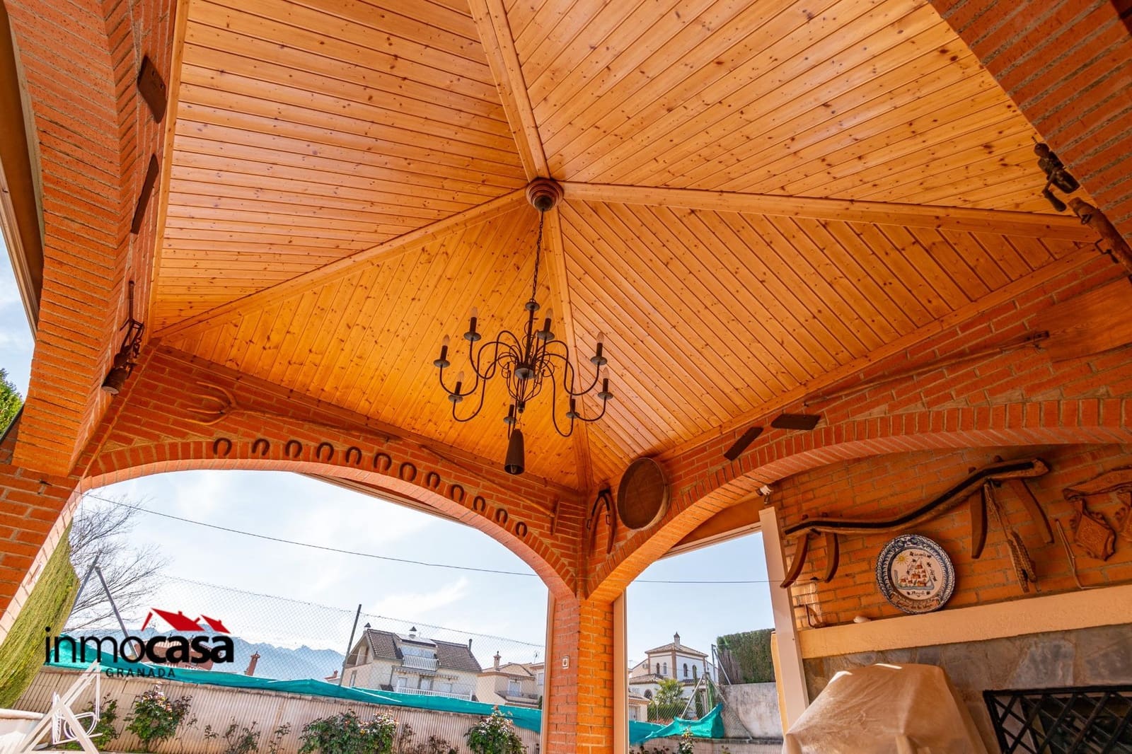 4 bedroom Villa for sale in Gojar with pool - € 320,000 (Ref: 8926304)