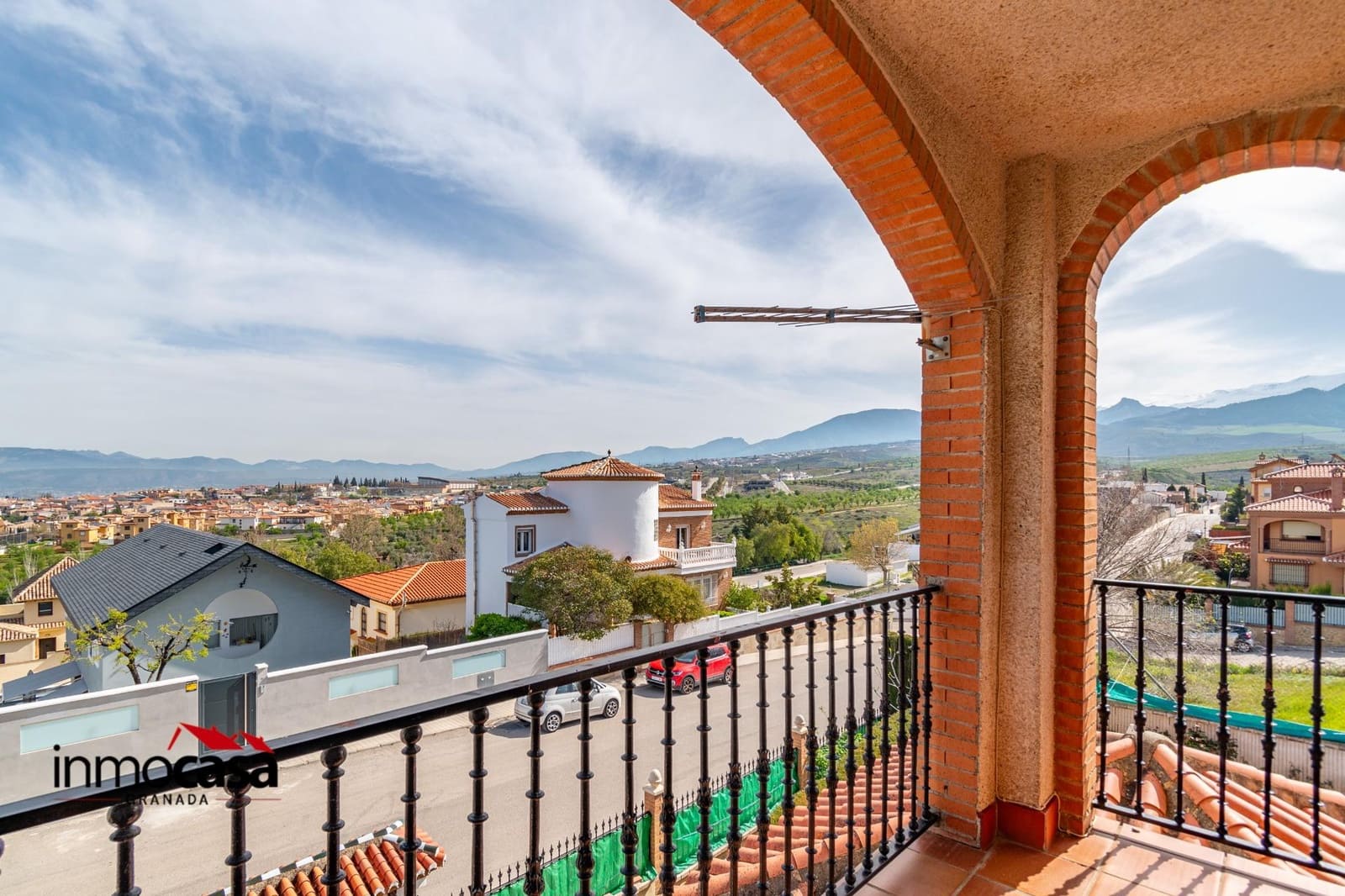 4 bedroom Villa for sale in Gojar with pool - € 320,000 (Ref: 8926304)