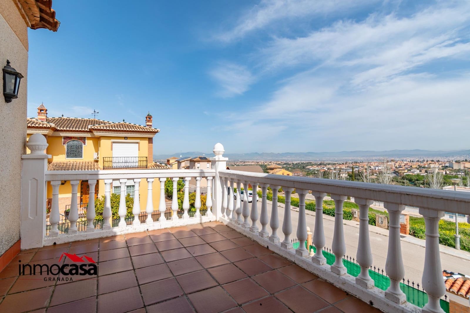 4 bedroom Villa for sale in Gojar with pool - € 320,000 (Ref: 8926304)