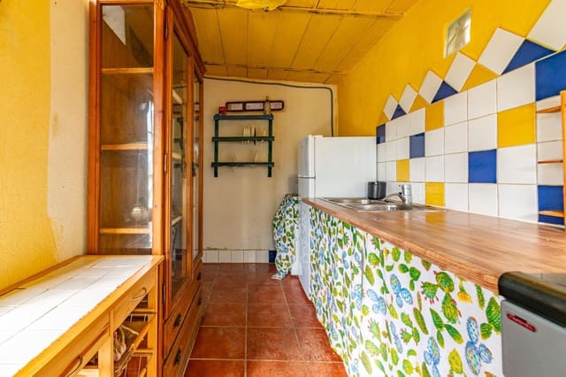 Mark till salu i Dílar - 139 500 € (Ref: 8976278)