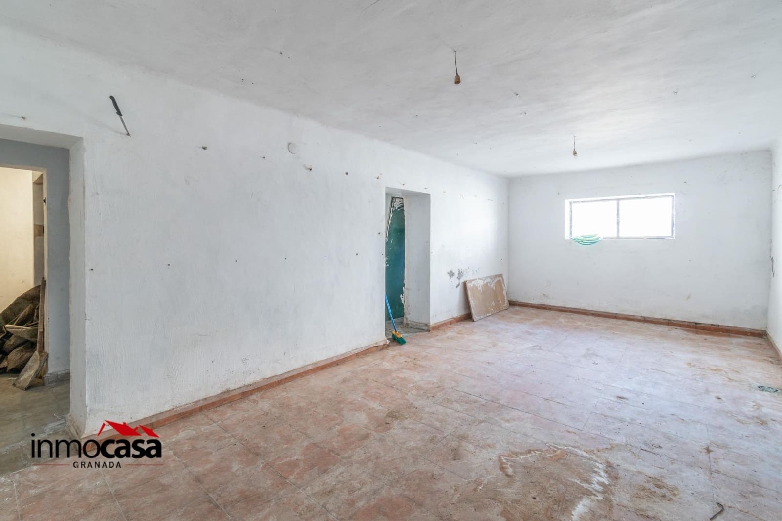 6 soveværelse Finca/Landehus til salg i Illora med garage - € 250.000 (Ref: 9007229)