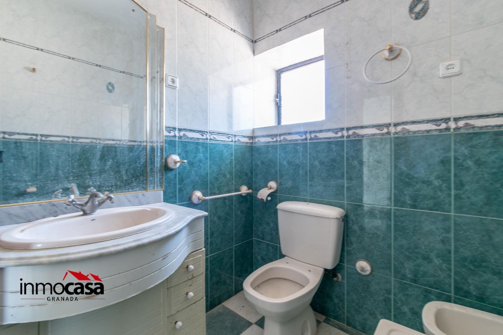 6 soveværelse Finca/Landehus til salg i Illora med garage - € 250.000 (Ref: 9007229)