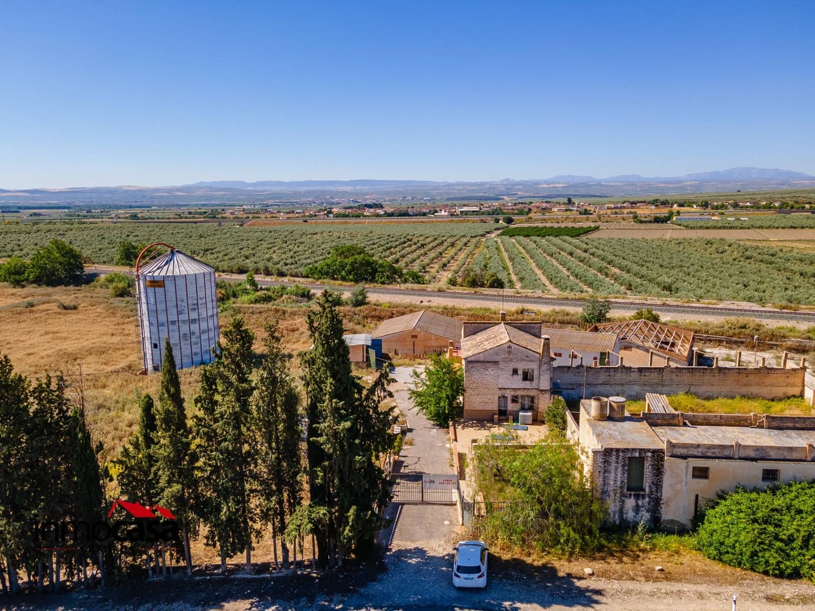 6 soveværelse Finca/Landehus til salg i Illora med garage - € 250.000 (Ref: 9007229)