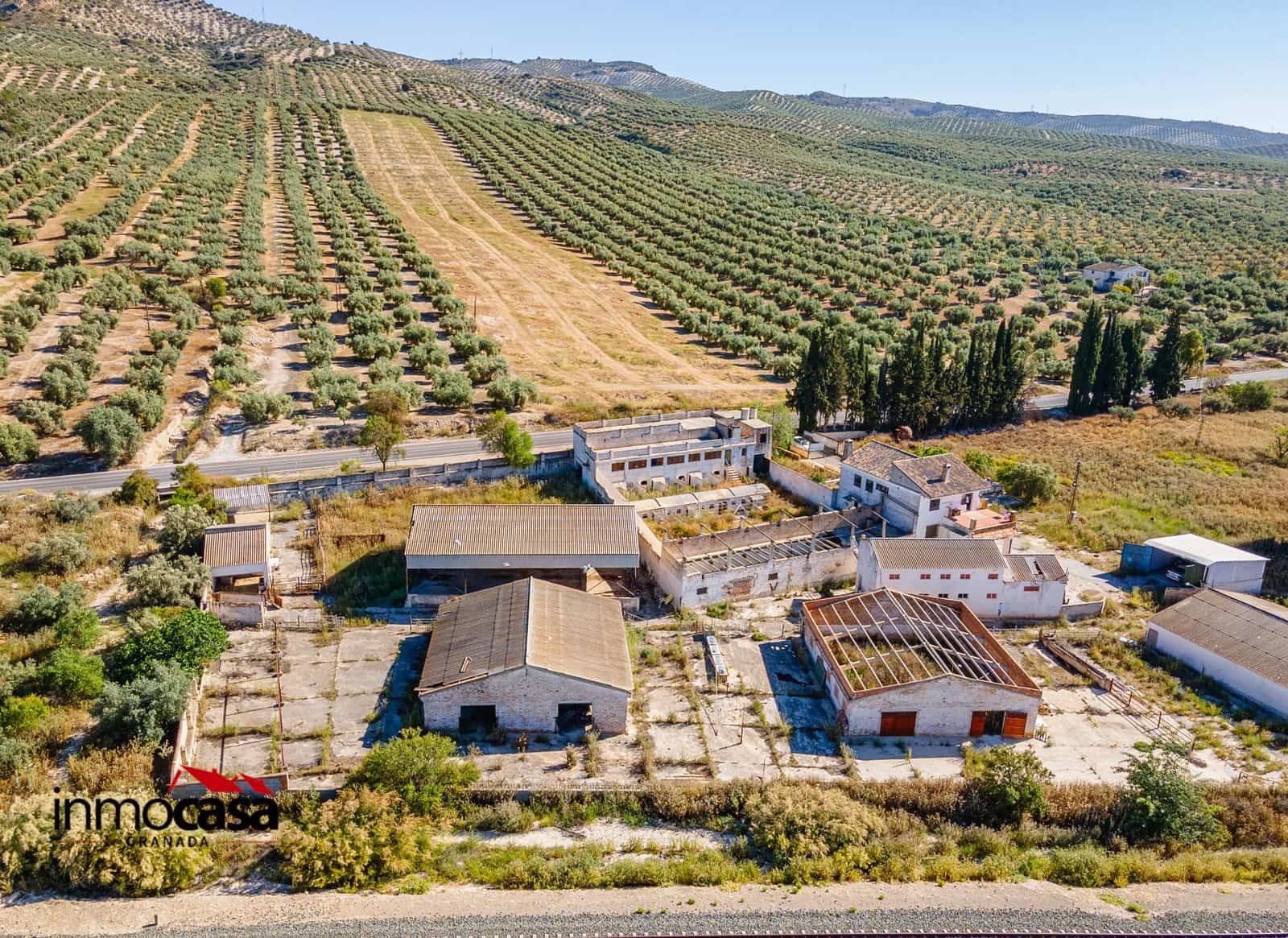 6 soveværelse Finca/Landehus til salg i Illora med garage - € 250.000 (Ref: 9007229)