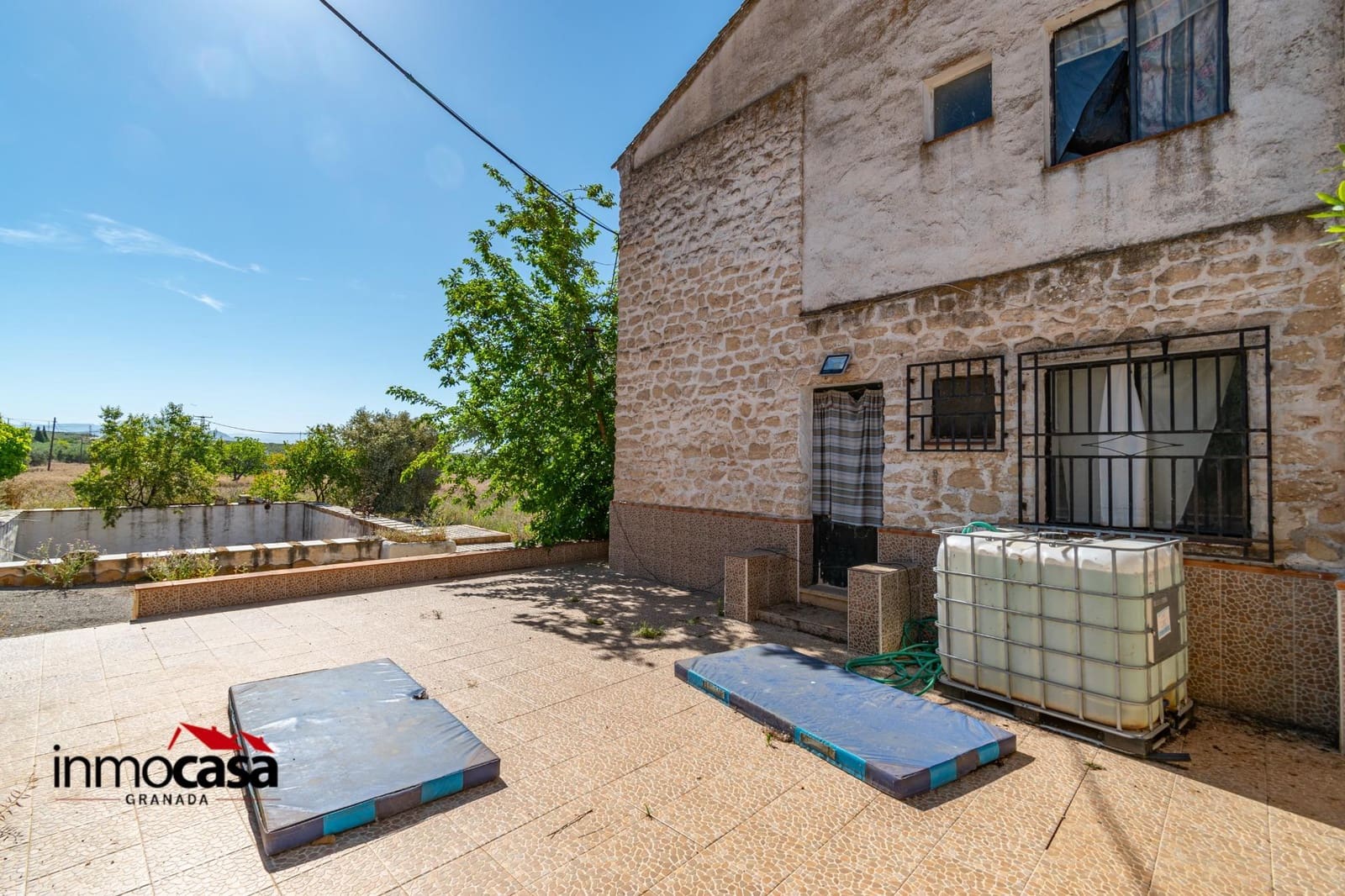 6 soveværelse Finca/Landehus til salg i Illora med garage - € 250.000 (Ref: 9007229)