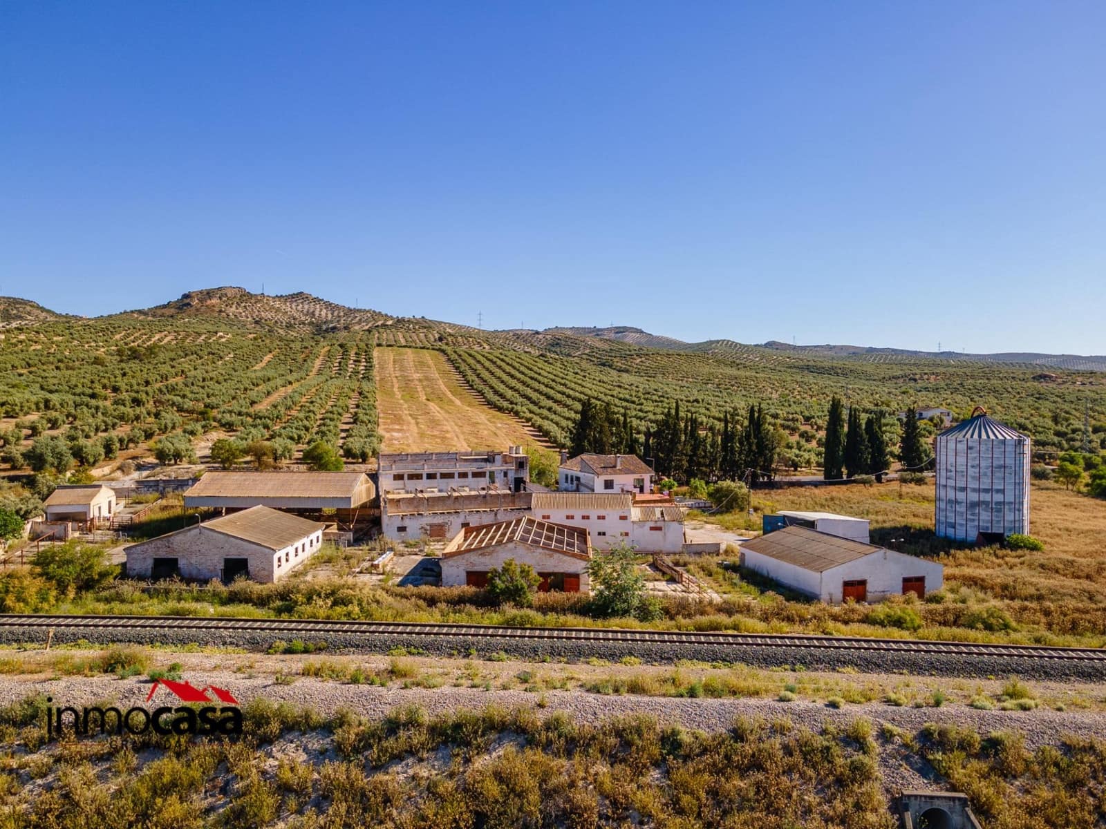 6 soveværelse Finca/Landehus til salg i Illora med garage - € 250.000 (Ref: 9007229)