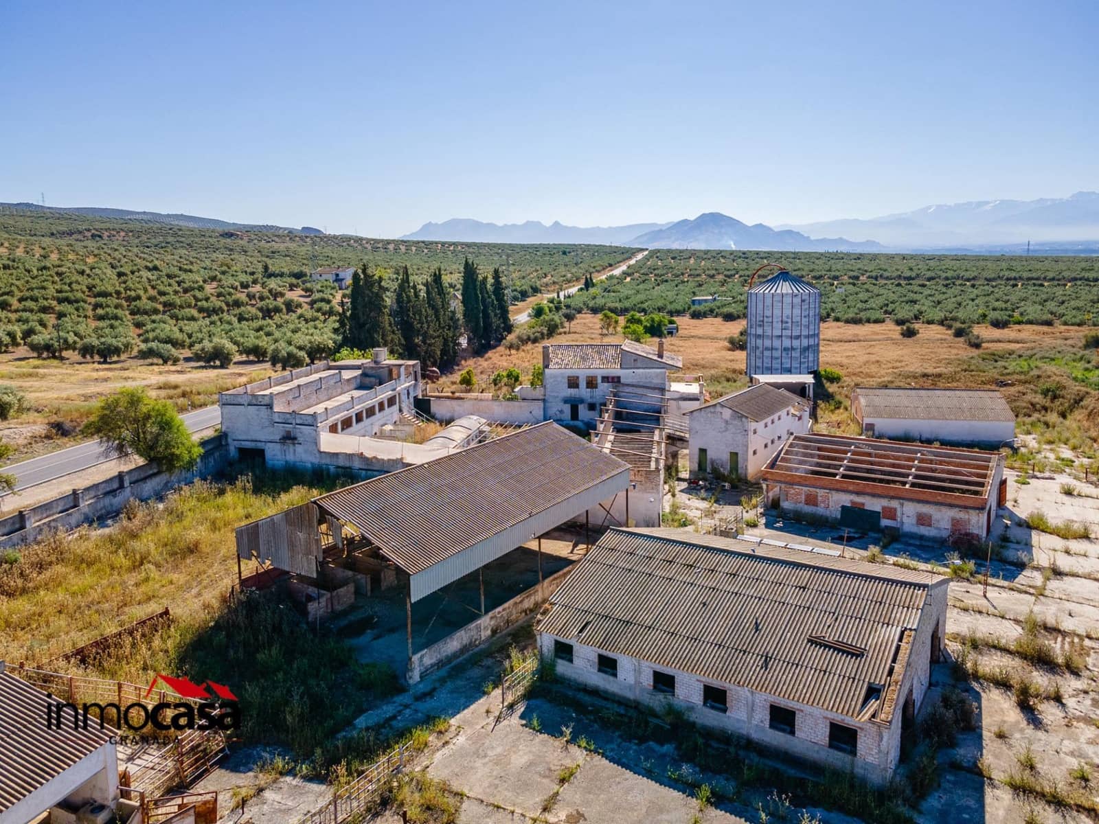 6 soveværelse Finca/Landehus til salg i Illora med garage - € 250.000 (Ref: 9007229)