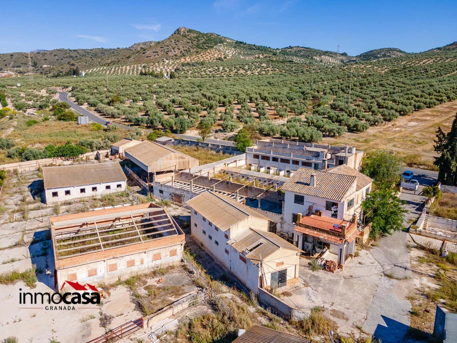 6 soveværelse Finca/Landehus til salg i Illora med garage - € 250.000 (Ref: 9007229)